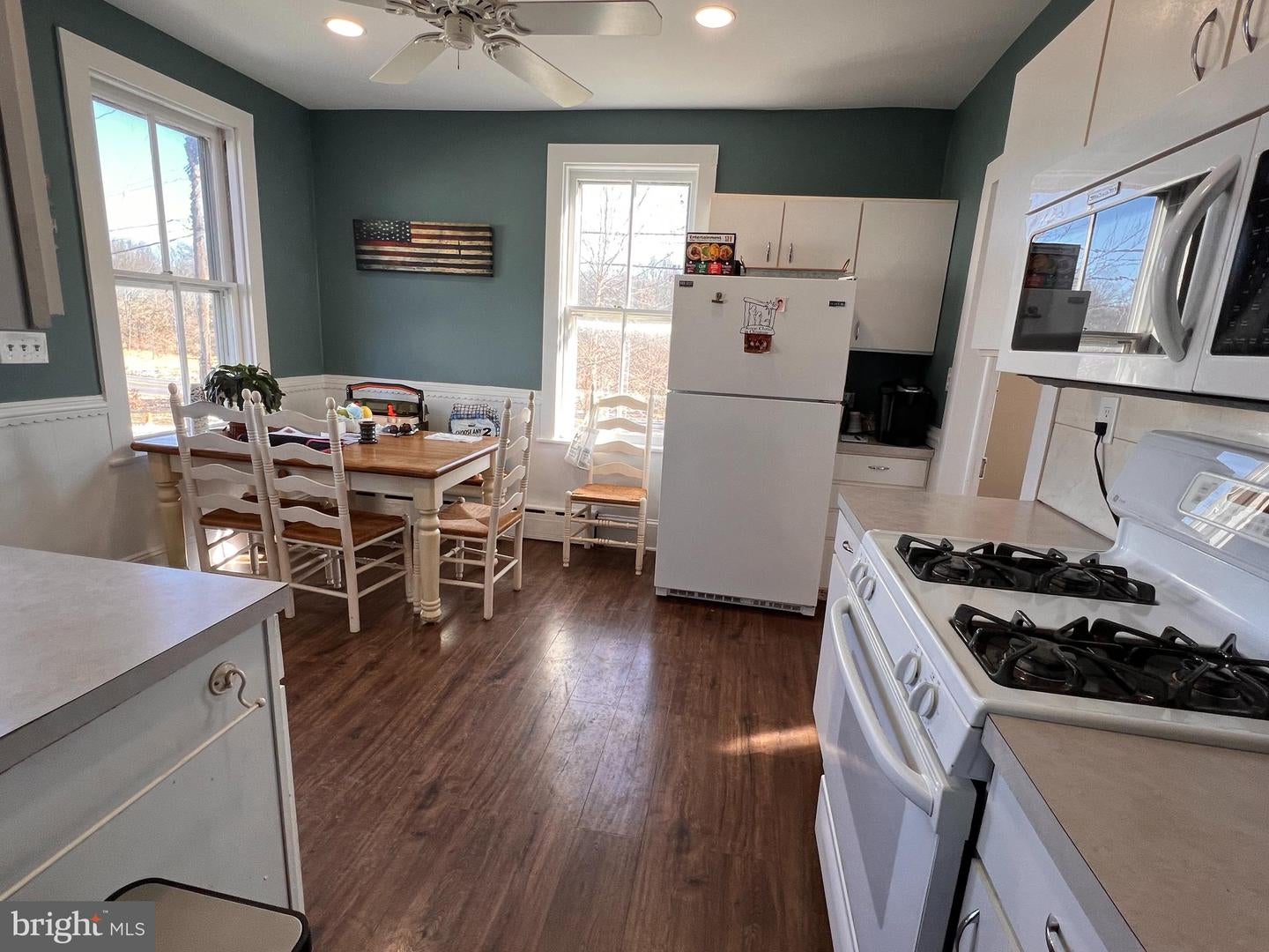 Pennington, New Jersey, 08534, United States, ,2 BathroomsBathrooms,Residential,Pending,1702150