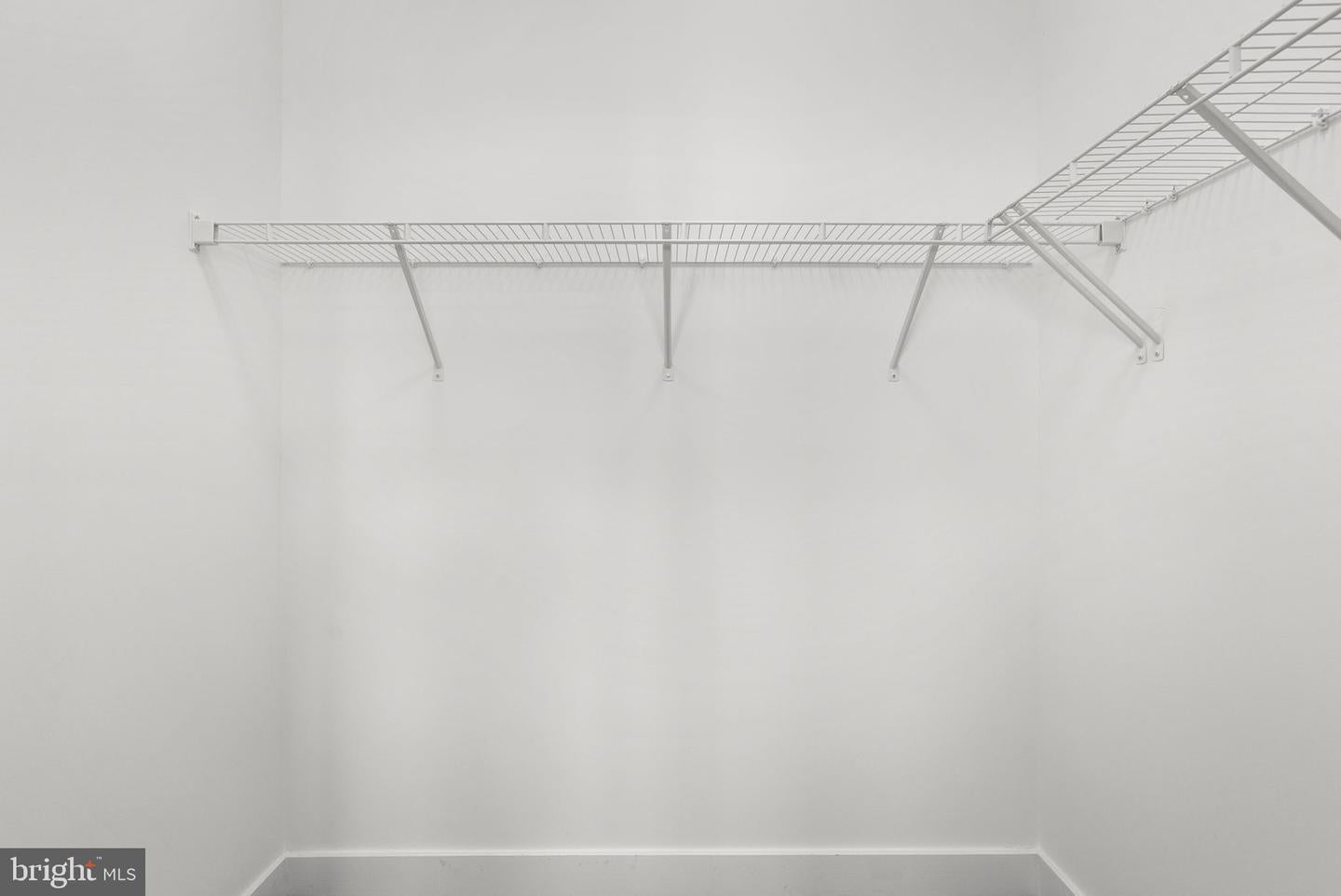 Rockville, Maryland, 20852, United States, 5 Bedrooms Bedrooms, ,5 BathroomsBathrooms,Residential,Active,1954009