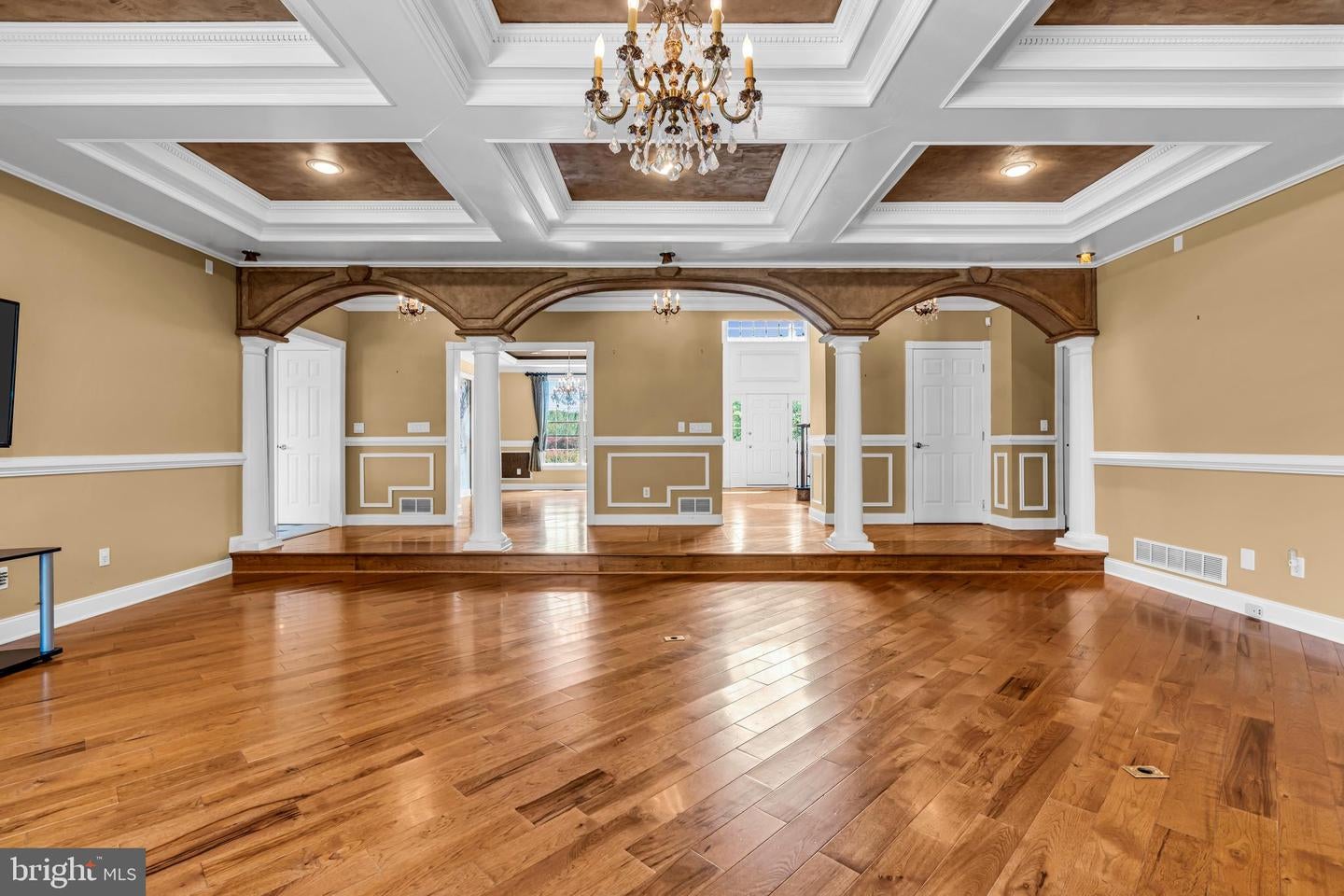 Farmingdale, New Jersey, 07727, United States, ,6 BathroomsBathrooms,Residential,Active,1868131