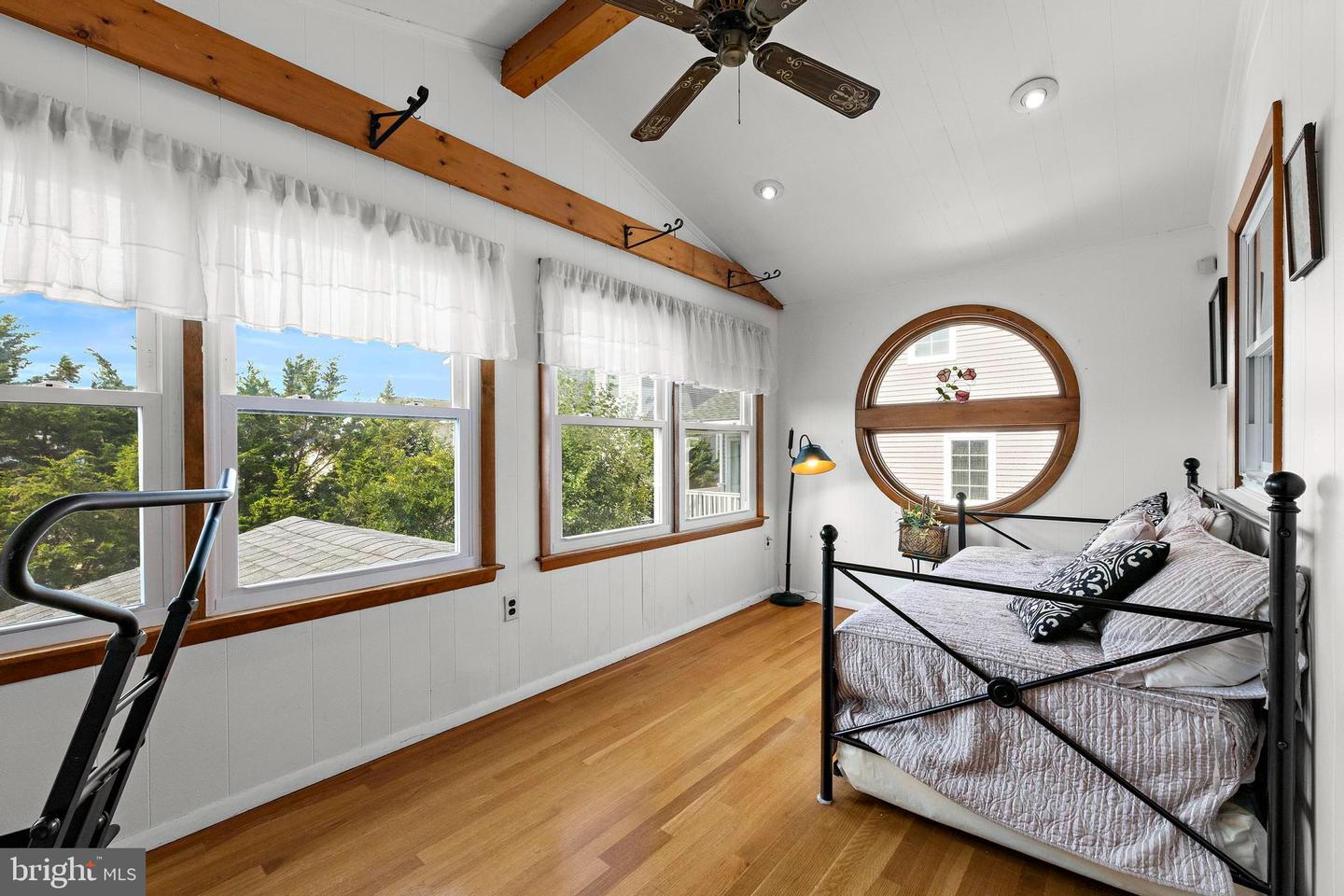 Surf City, New Jersey, 08008, United States, 4 Bedrooms Bedrooms, ,2 BathroomsBathrooms,Residential,Active,1941334
