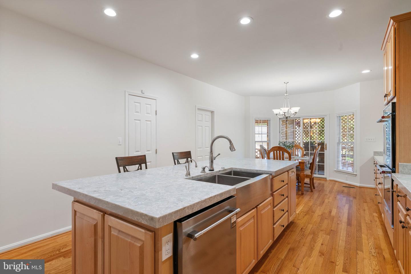 Springfield, Virginia, 22153, United States, 6 Bedrooms Bedrooms, ,6 BathroomsBathrooms,Residential,Active,2044593