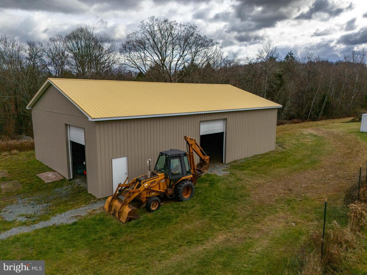 Waymart, Pennsylvania, 18472, United States, 4 Bedrooms Bedrooms, ,2 BathroomsBathrooms,Residential,Active,2007156