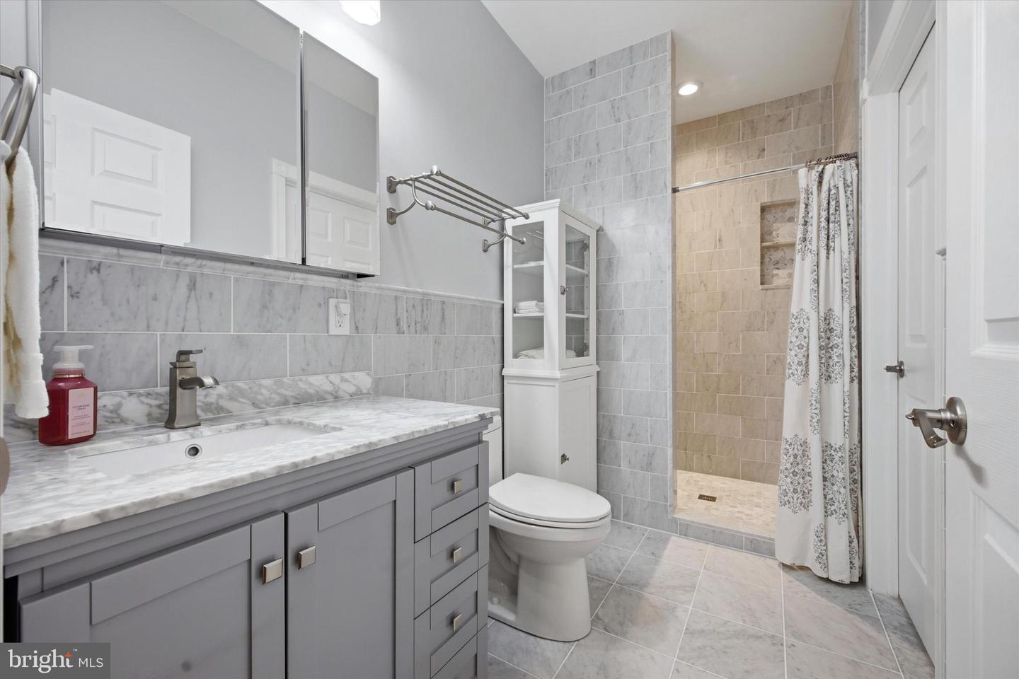 Souderton, Pennsylvania, 18964, United States, 4 Bedrooms Bedrooms, ,4 BathroomsBathrooms,Residential,Active,2042228