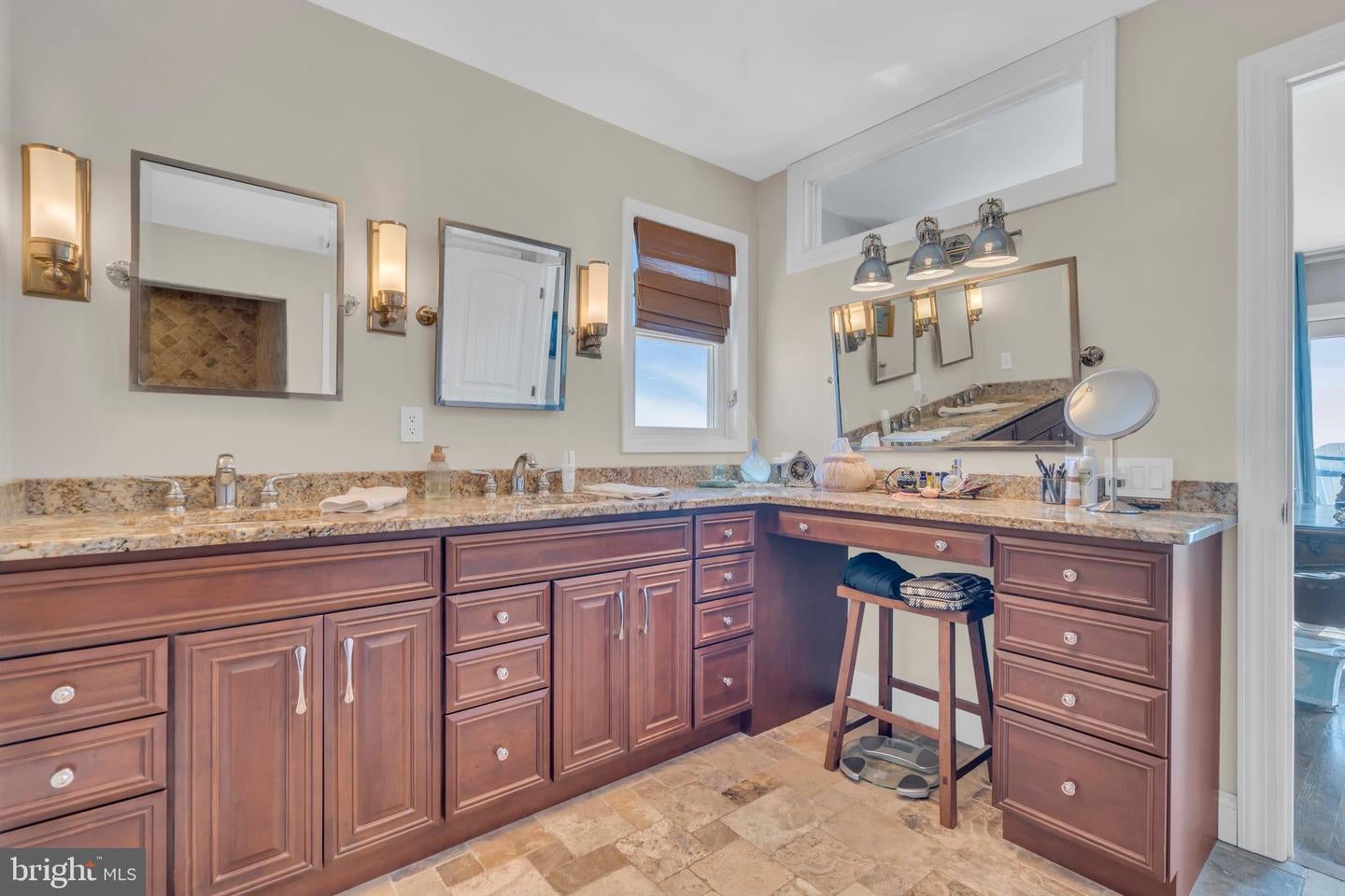 Waretown, New Jersey, 08758, United States, 4 Bedrooms Bedrooms, ,5 BathroomsBathrooms,Residential,Active,1926924