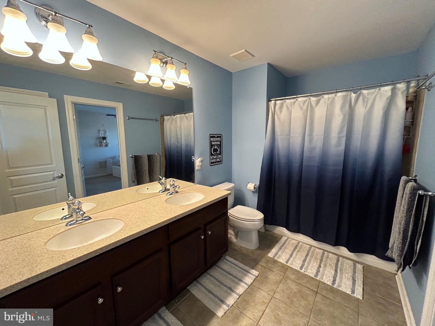 Downingtown, Pennsylvania, 19335, United States, ,5 BathroomsBathrooms,Residential,Pending,1703596