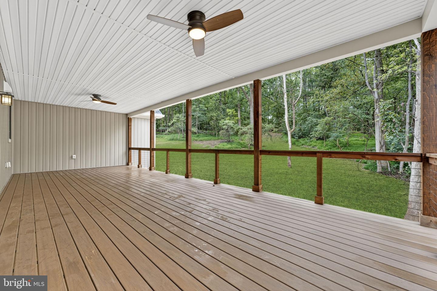 Warrenton, Virginia, 20187, United States, 3 Bedrooms Bedrooms, ,4 BathroomsBathrooms,Residential,Active,1963257