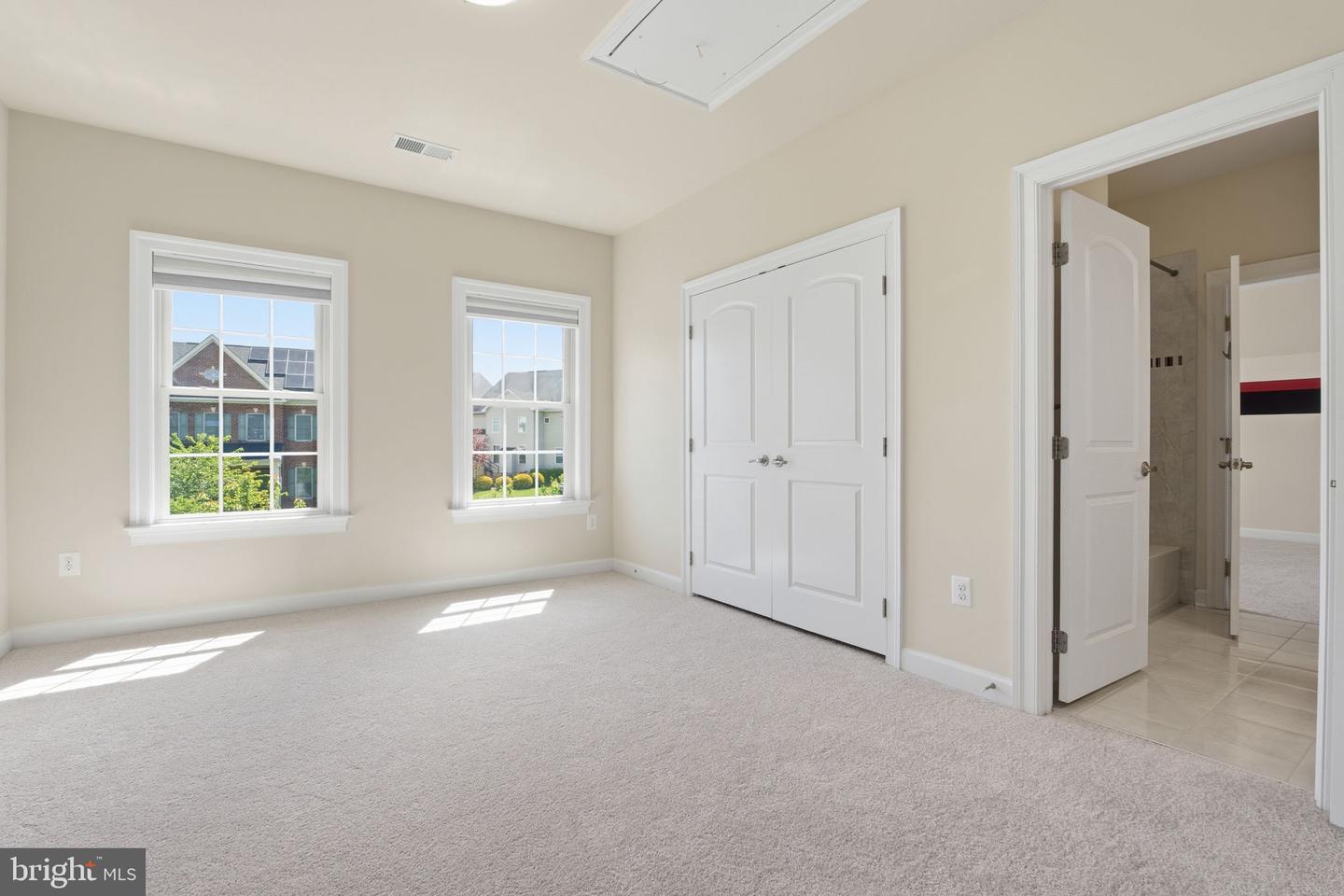 Clarksburg, Maryland, 20871, United States, 5 Bedrooms Bedrooms, ,5 BathroomsBathrooms,Residential,Contingent,2045769
