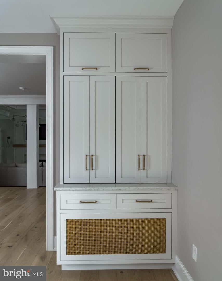 Berwyn, Pennsylvania, 19312, United States, 5 Bedrooms Bedrooms, ,6 BathroomsBathrooms,Residential,Active,1967285