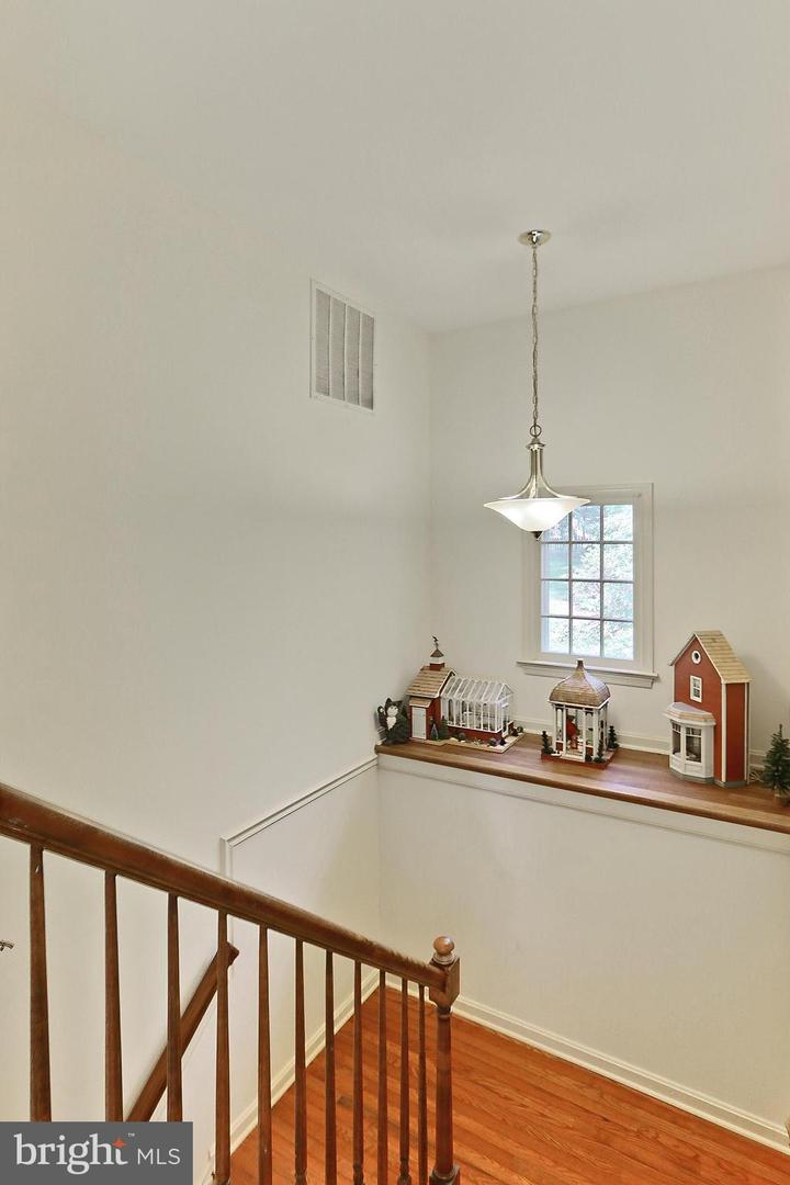 Fairfax, Virginia, 22032, United States, 4 Bedrooms Bedrooms, ,3 BathroomsBathrooms,Residential,Active,1810450