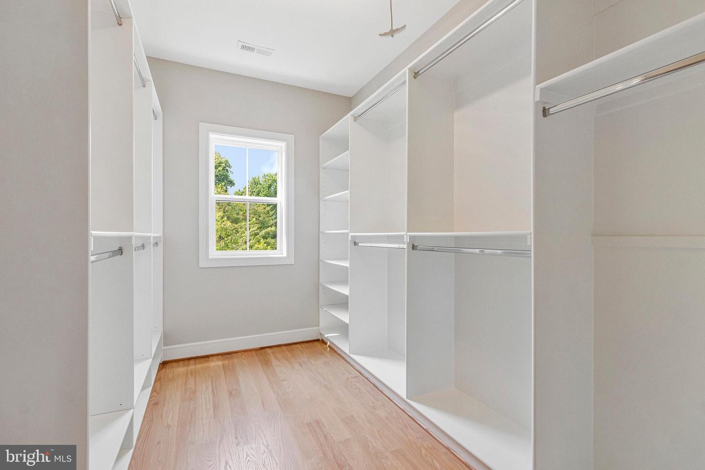 Falls Church, Virginia, 22046, United States, 7 Bedrooms Bedrooms, ,7 BathroomsBathrooms,Residential,Active,2006868