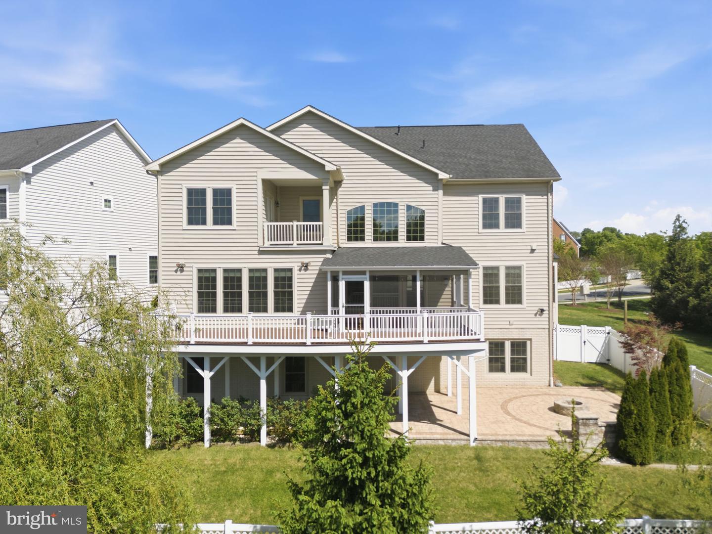 Clarksburg, Maryland, 20871, United States, 5 Bedrooms Bedrooms, ,5 BathroomsBathrooms,Residential,Contingent,2045769
