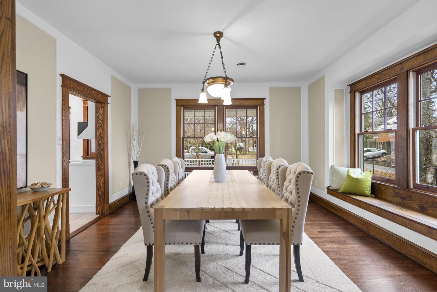 Silver Spring, Maryland, 20910, United States, 4 Bedrooms Bedrooms, ,4 BathroomsBathrooms,Residential,Active,2012220