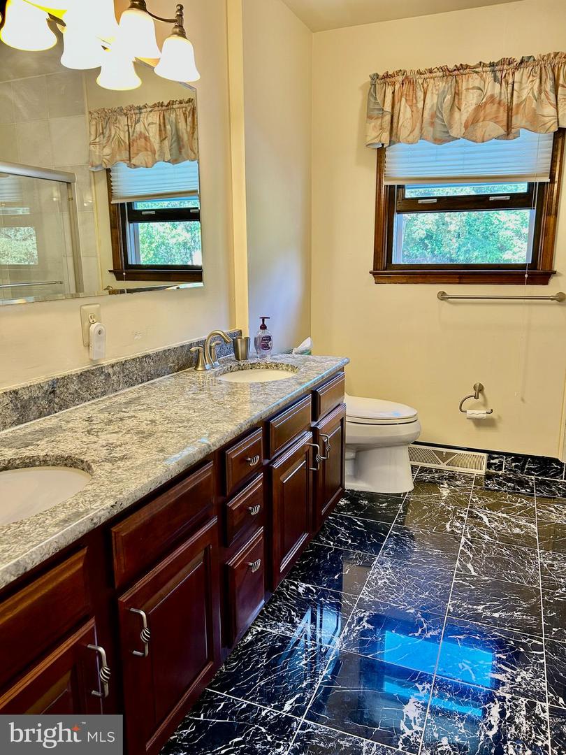 Lafayette Hill, Pennsylvania, 19444, United States, 4 Bedrooms Bedrooms, ,3 BathroomsBathrooms,Residential,Active,1944026