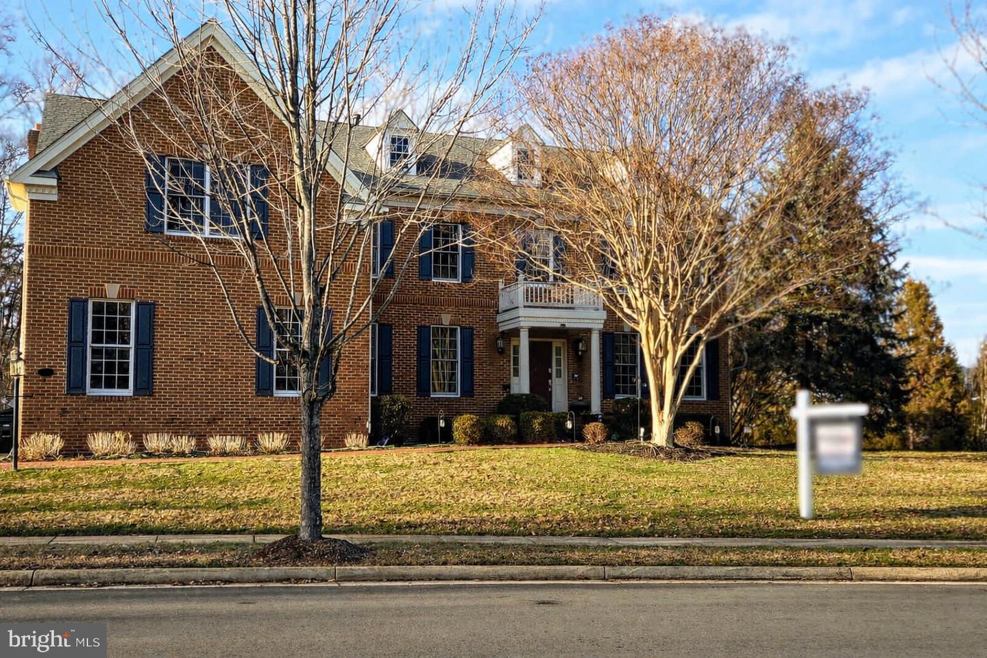 Haymarket, Virginia, 20169, United States, 5 Bedrooms Bedrooms, ,5 BathroomsBathrooms,Residential,Pending,2031766