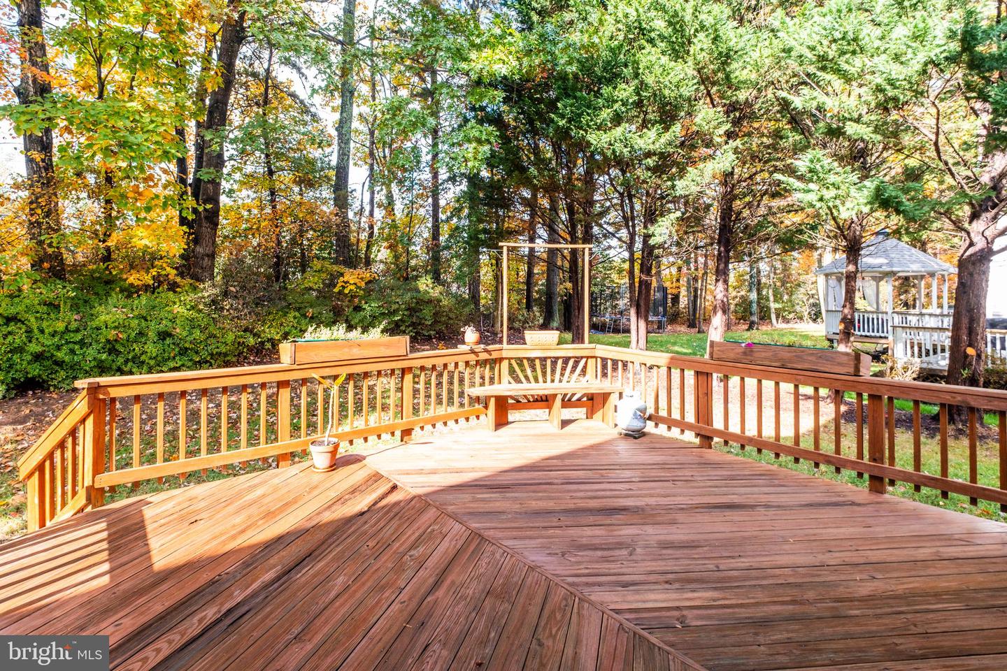 Fairfax Station, Virginia, 22039, United States, 4 Bedrooms Bedrooms, ,4 BathroomsBathrooms,Residential,Active,1988427