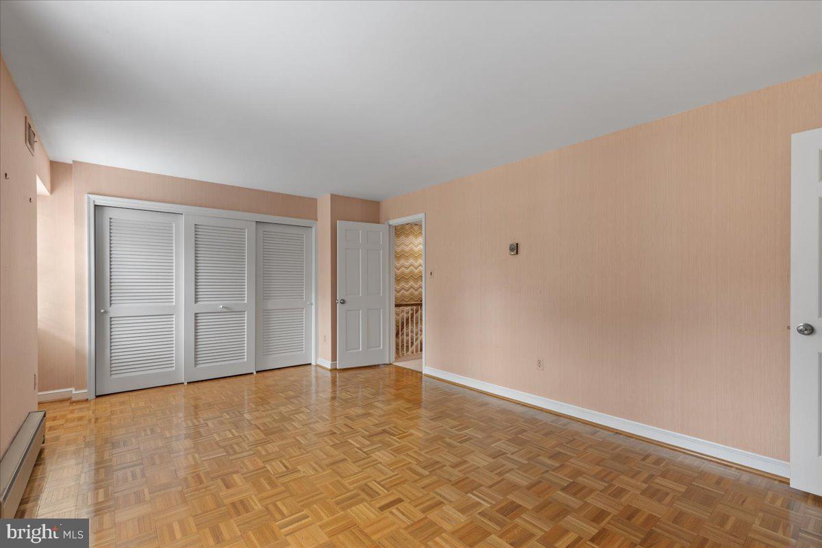 Great Falls, Virginia, 22066, United States, 5 Bedrooms Bedrooms, ,3 BathroomsBathrooms,Residential,Active,1941376