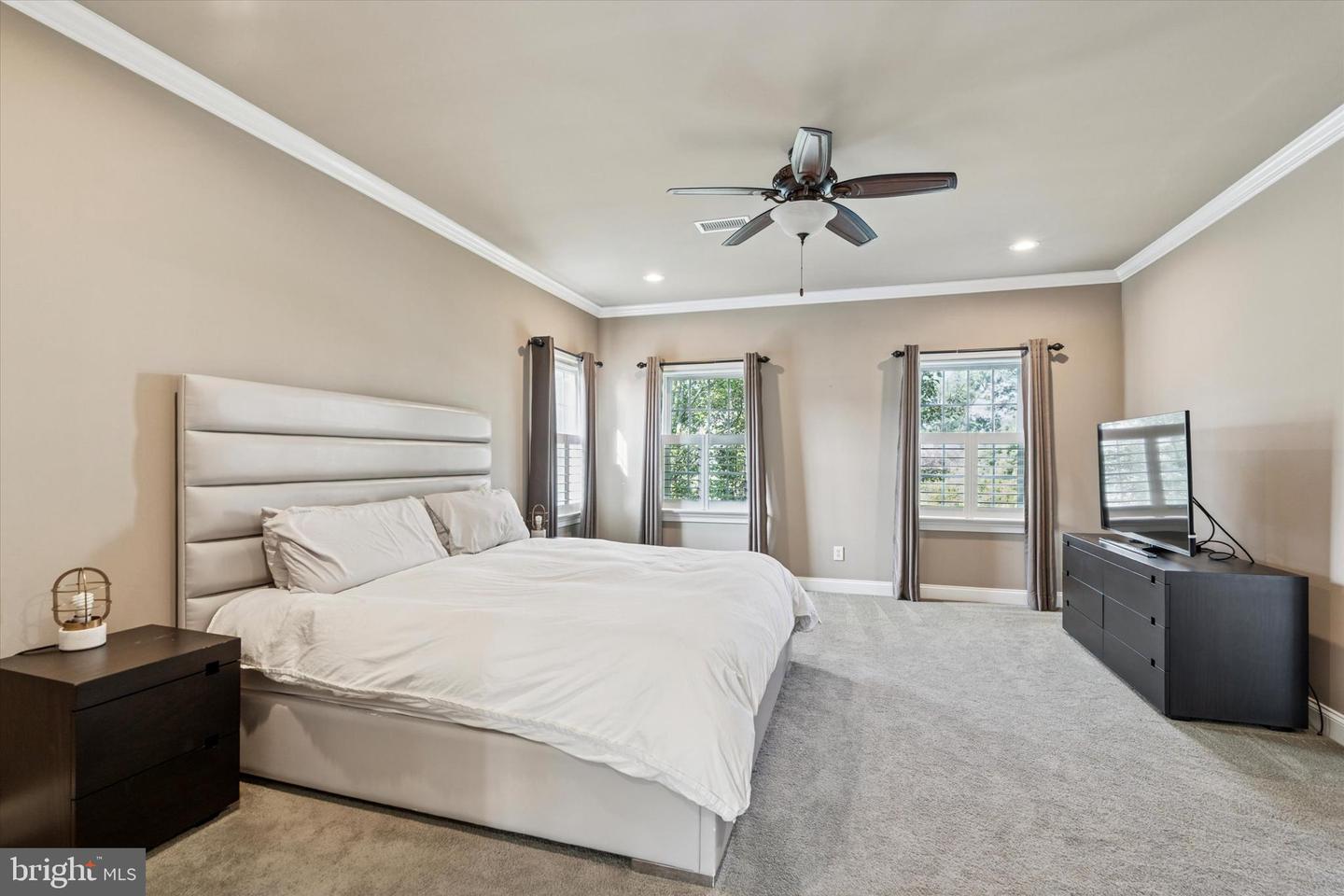 Kennett Square, Pennsylvania, 19348, United States, 5 Bedrooms Bedrooms, ,7 BathroomsBathrooms,Residential,Active,1953669