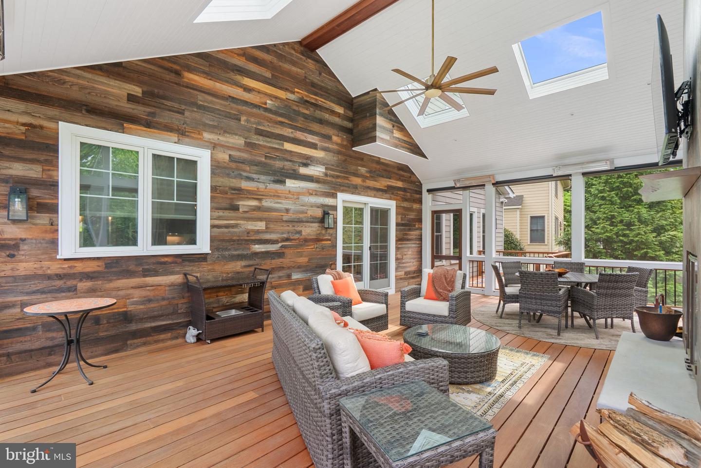 Bethesda, Maryland, 20814, United States, 5 Bedrooms Bedrooms, ,5 BathroomsBathrooms,Residential,Active,2045382