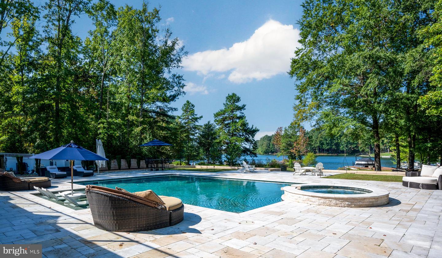 Spotsylvania, Virginia, 22551, United States, 5 Bedrooms Bedrooms, ,5 BathroomsBathrooms,Residential,Contingent,1893243