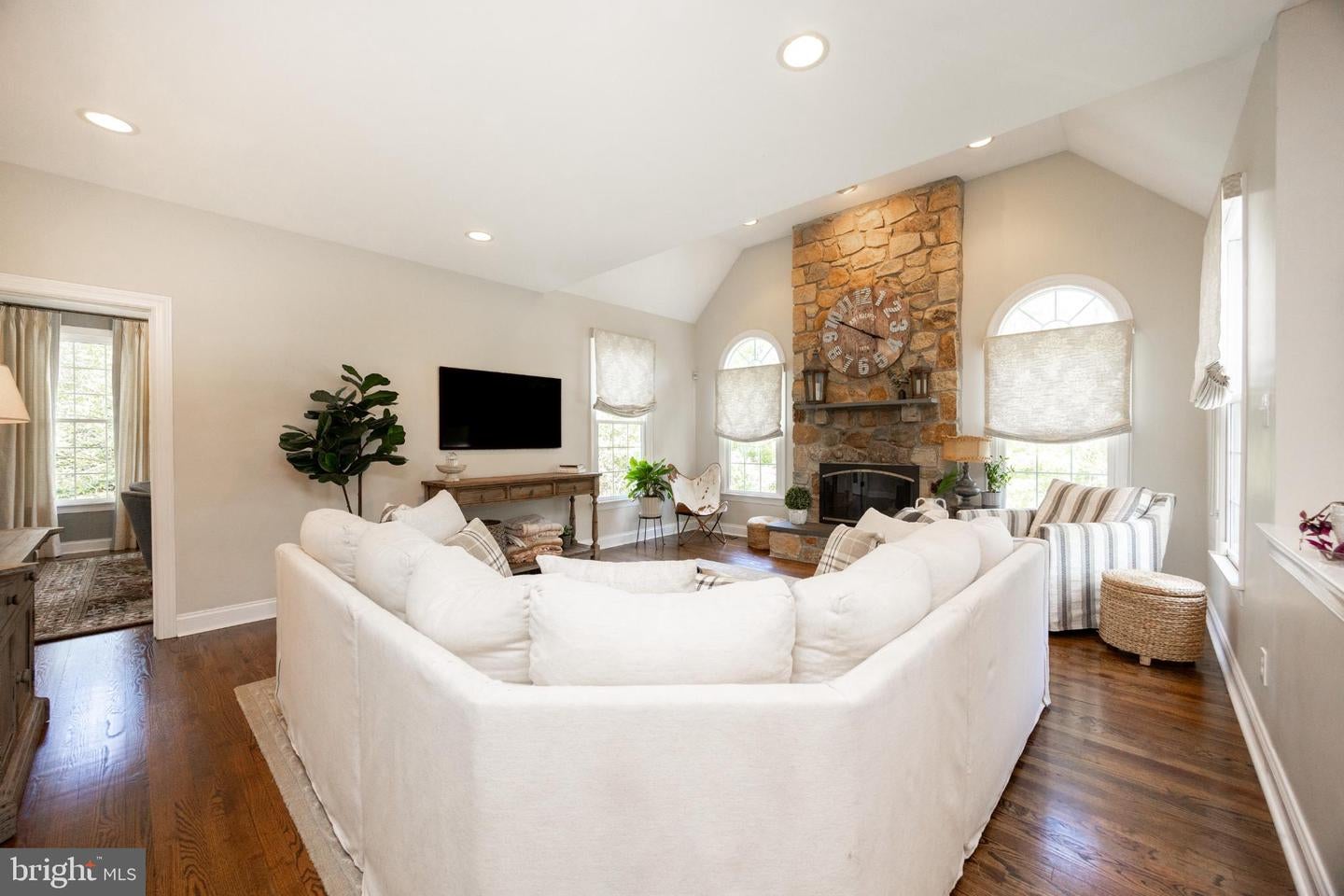 West Chester, Pennsylvania, 19382, United States, 4 Bedrooms Bedrooms, ,4 BathroomsBathrooms,Residential,Active,1944092