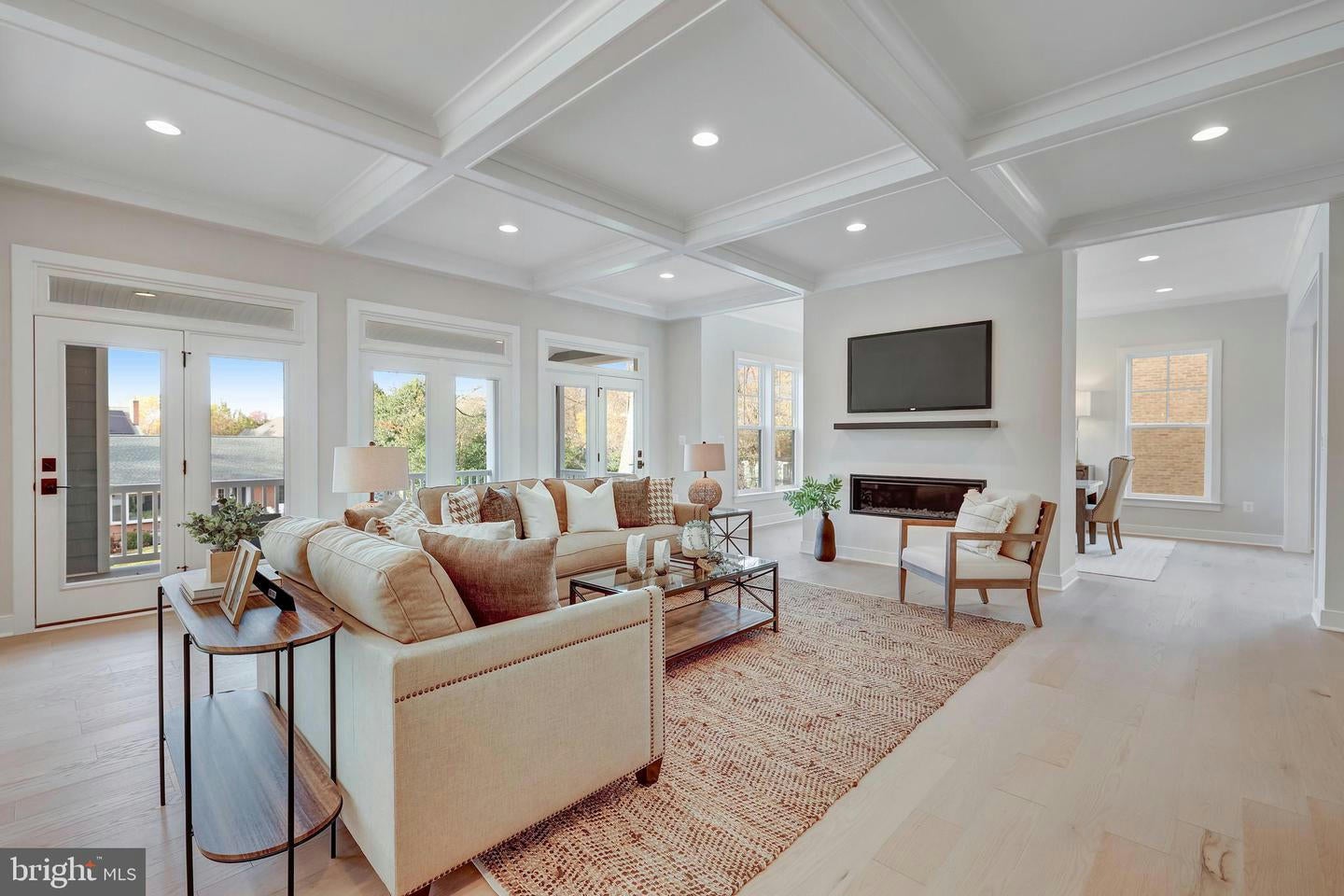 Arlington, Virginia, 22207, United States, ,Residential,Pending,1702157