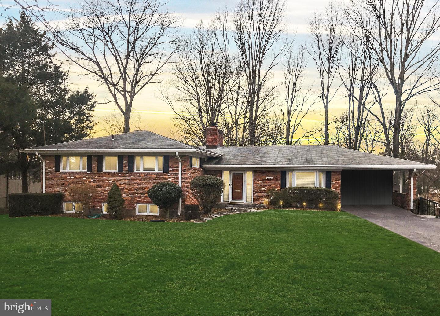 Falls Church, Virginia, 22041, United States, ,3 BathroomsBathrooms,Residential,Active,1843858