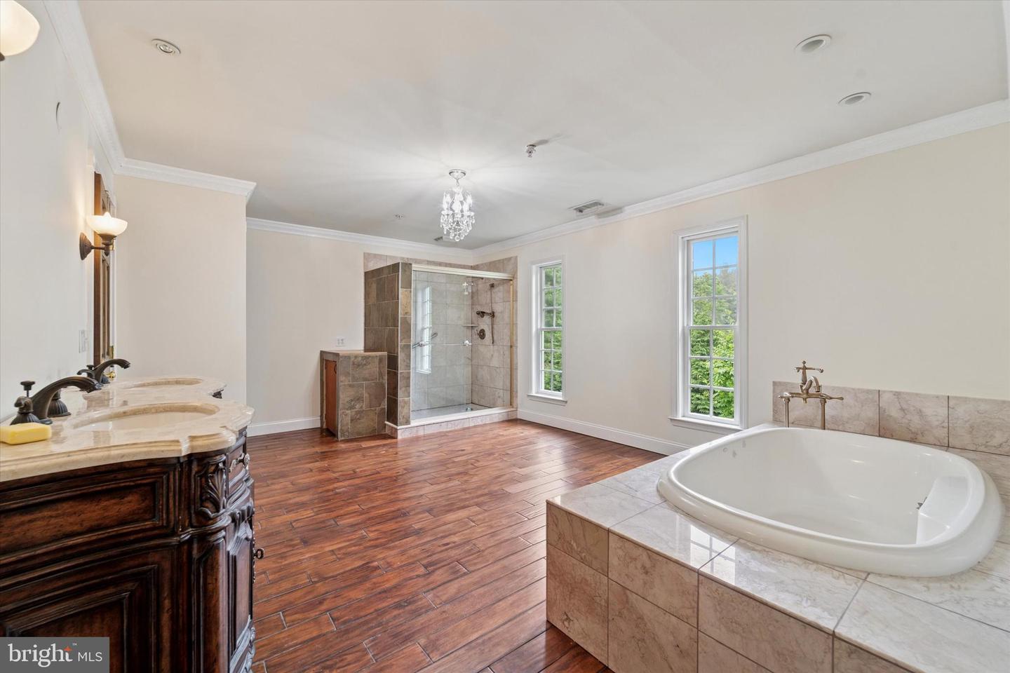 Newtown Square, Pennsylvania, 19073, United States, 5 Bedrooms Bedrooms, ,7 BathroomsBathrooms,Residential,Active,1820371