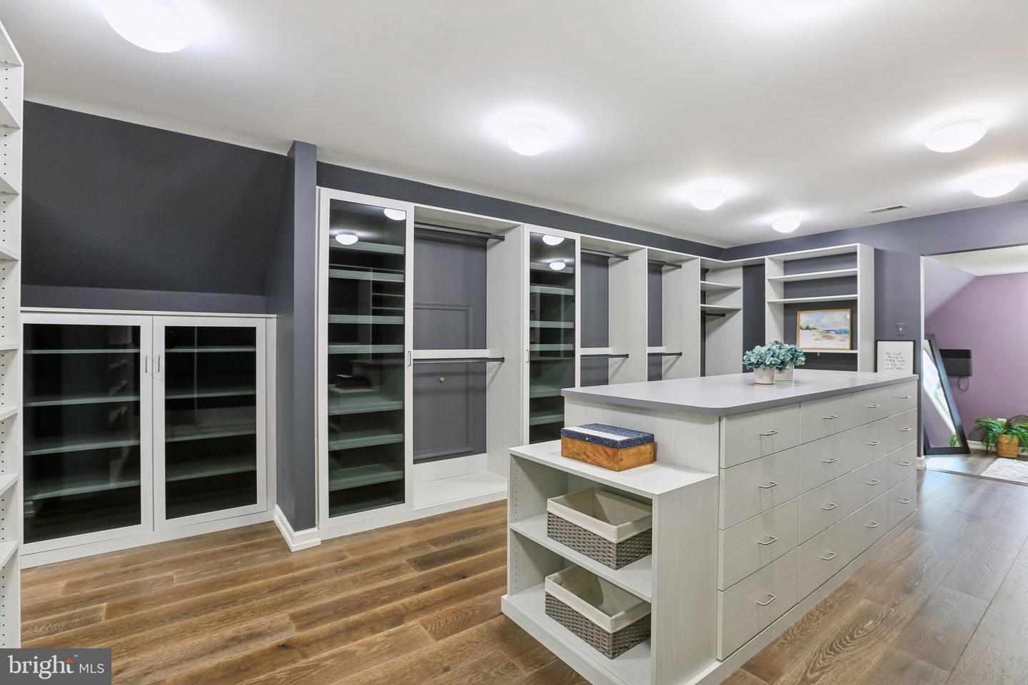 Clarksburg, Maryland, 20871, United States, 5 Bedrooms Bedrooms, ,4 BathroomsBathrooms,Residential,Active,2025637