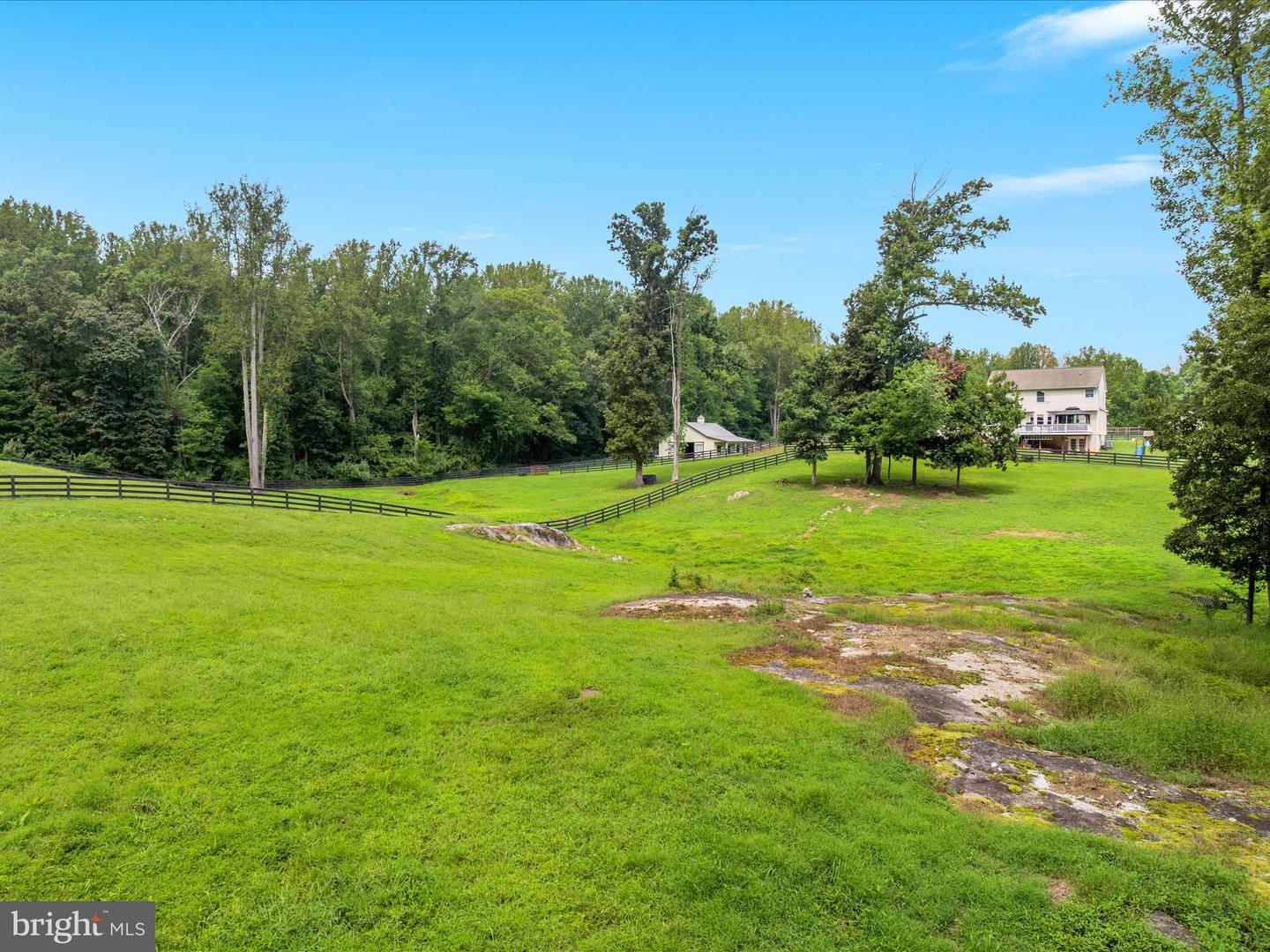 Amissville, Virginia, 20106, United States, 4 Bedrooms Bedrooms, ,4 BathroomsBathrooms,Residential,Active,1929462