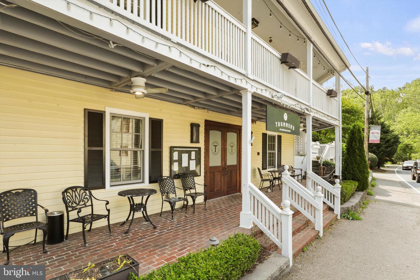 Clifton, Virginia, 20124, United States, 5 Bedrooms Bedrooms, ,4 BathroomsBathrooms,Residential,Active,1943827