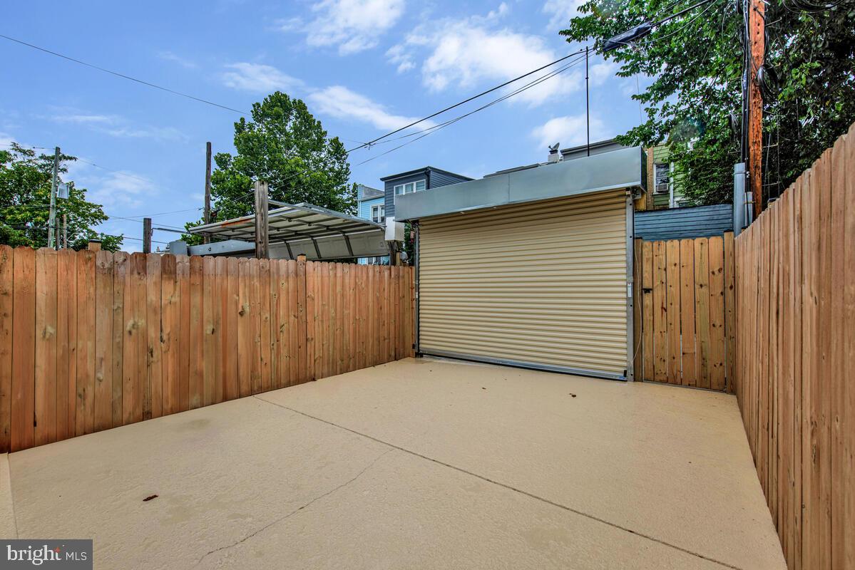 Washington, District Of Columbia, 20011, United States, 4 Bedrooms Bedrooms, ,4 BathroomsBathrooms,Residential,Active,1905358