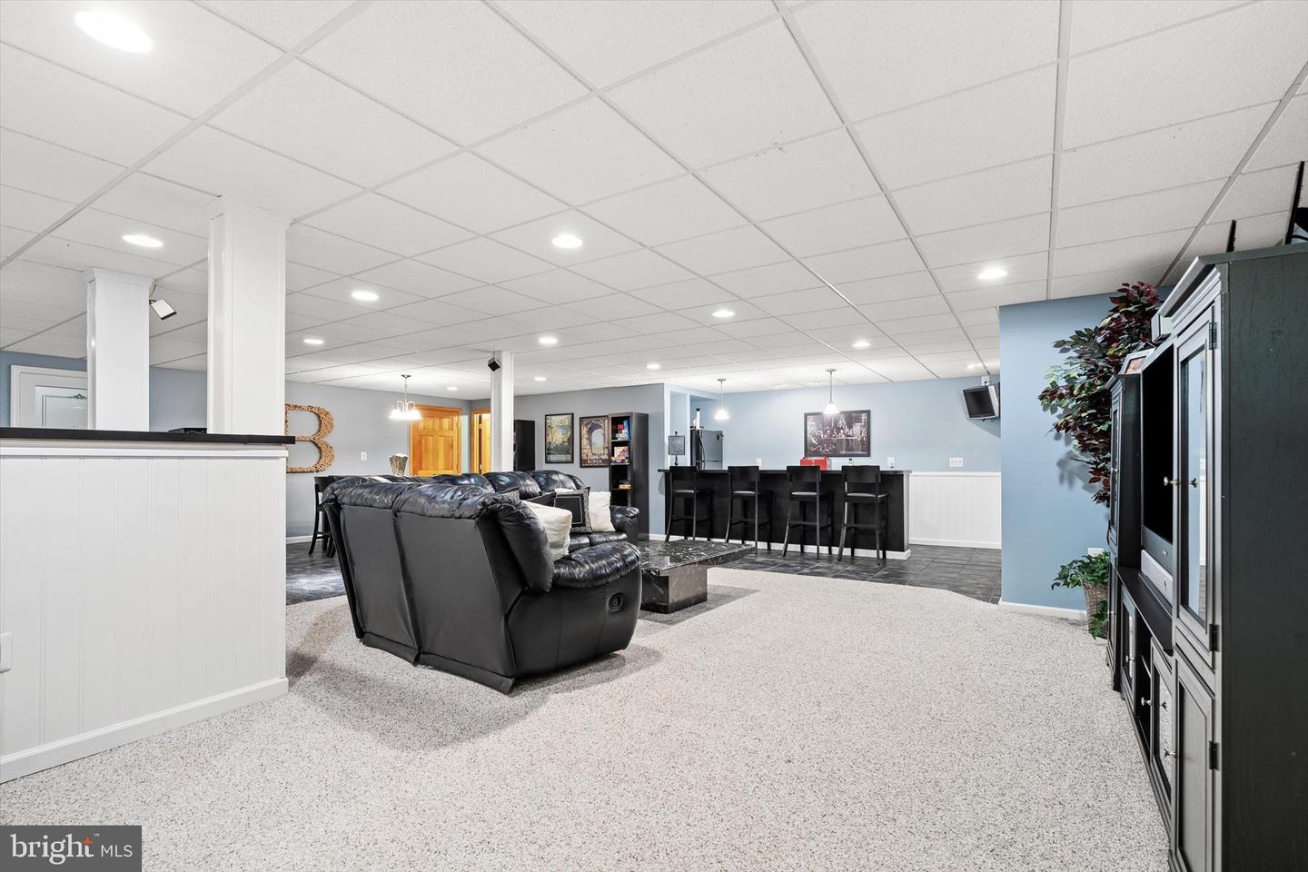 Robbinsville, New Jersey, 08691, United States, 6 Bedrooms Bedrooms, ,6 BathroomsBathrooms,Residential,Active,1953417