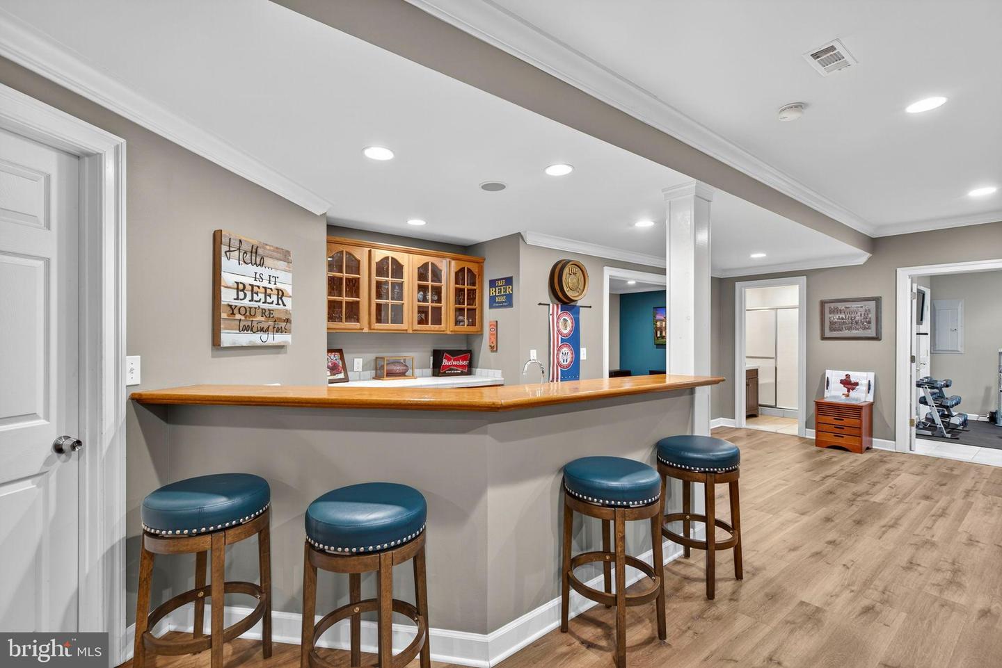 Aldie, Virginia, 20105, United States, 5 Bedrooms Bedrooms, ,5 BathroomsBathrooms,Residential,Active,2010541