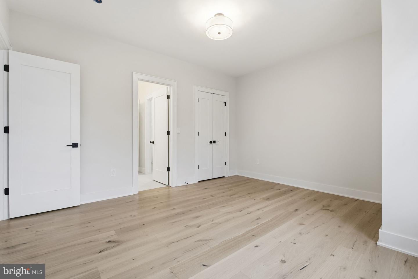 Kensington, Maryland, 20895, United States, 5 Bedrooms Bedrooms, ,5 BathroomsBathrooms,Residential,Active,2007291