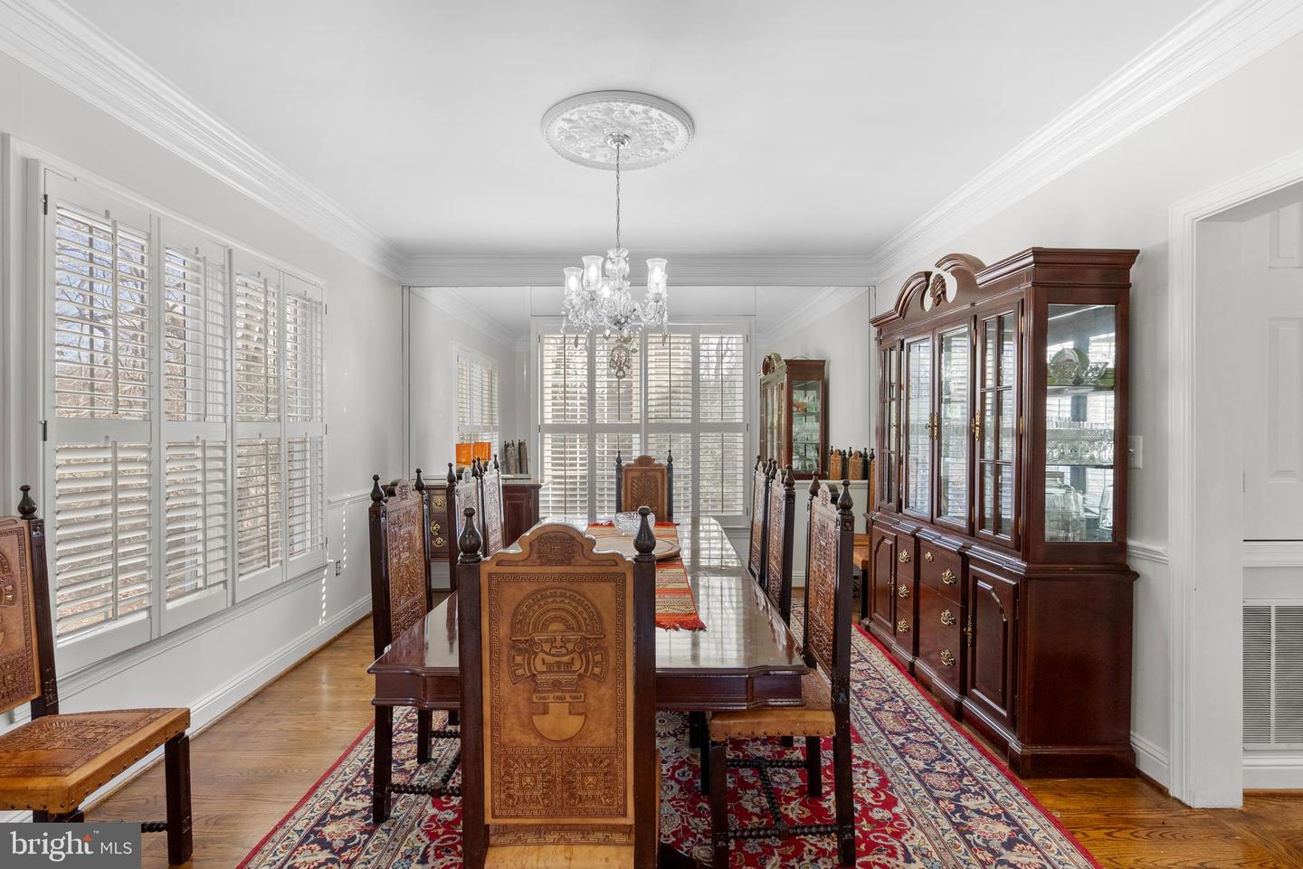 Gaithersburg, Maryland, 20879, United States, 5 Bedrooms Bedrooms, ,5 BathroomsBathrooms,Residential,Active,1999190