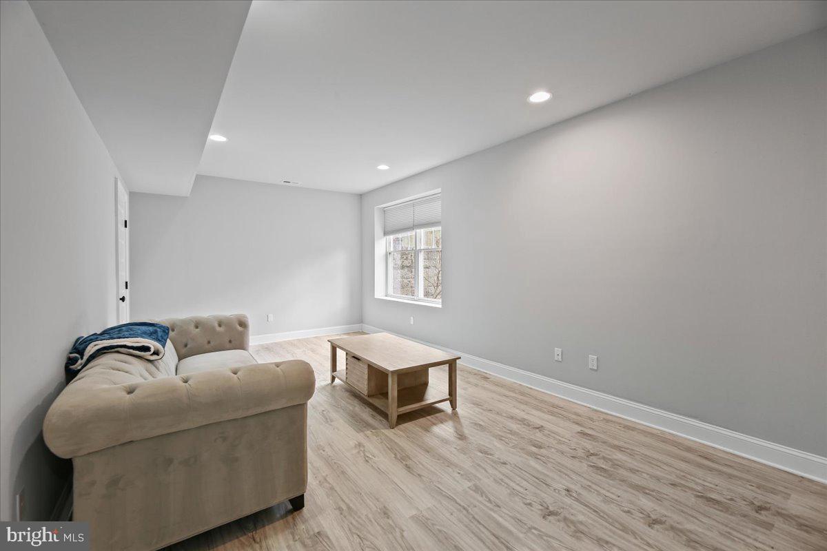 Princeton, New Jersey, 08540, United States, 6 Bedrooms Bedrooms, ,5 BathroomsBathrooms,Residential,Active,2001064