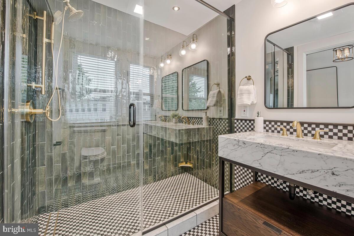 Washington, District Of Columbia, 20011, United States, 4 Bedrooms Bedrooms, ,4 BathroomsBathrooms,Residential,Active,1905358