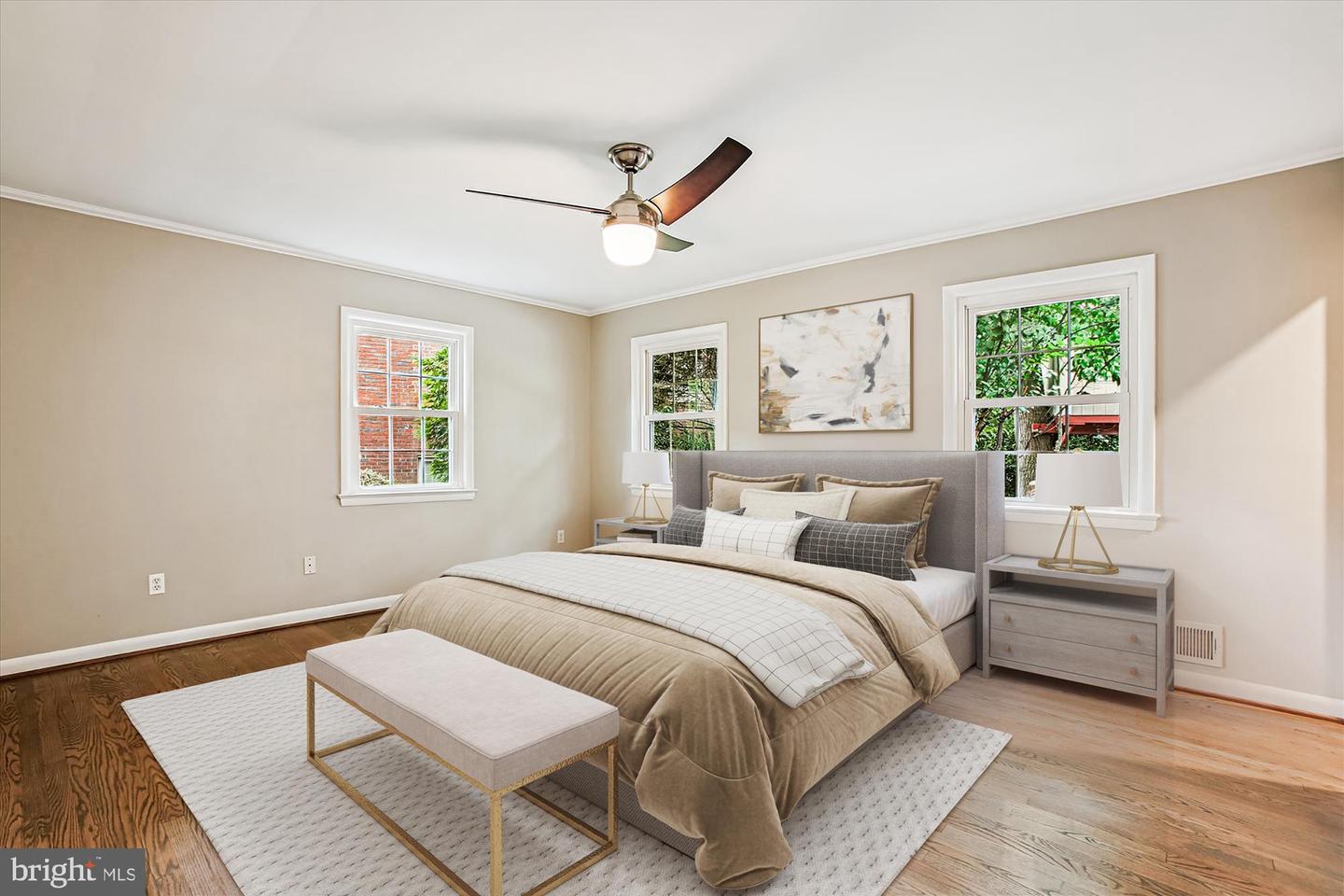 Arlington, Virginia, 22202, United States, 5 Bedrooms Bedrooms, ,3 BathroomsBathrooms,Residential,Active,1926909