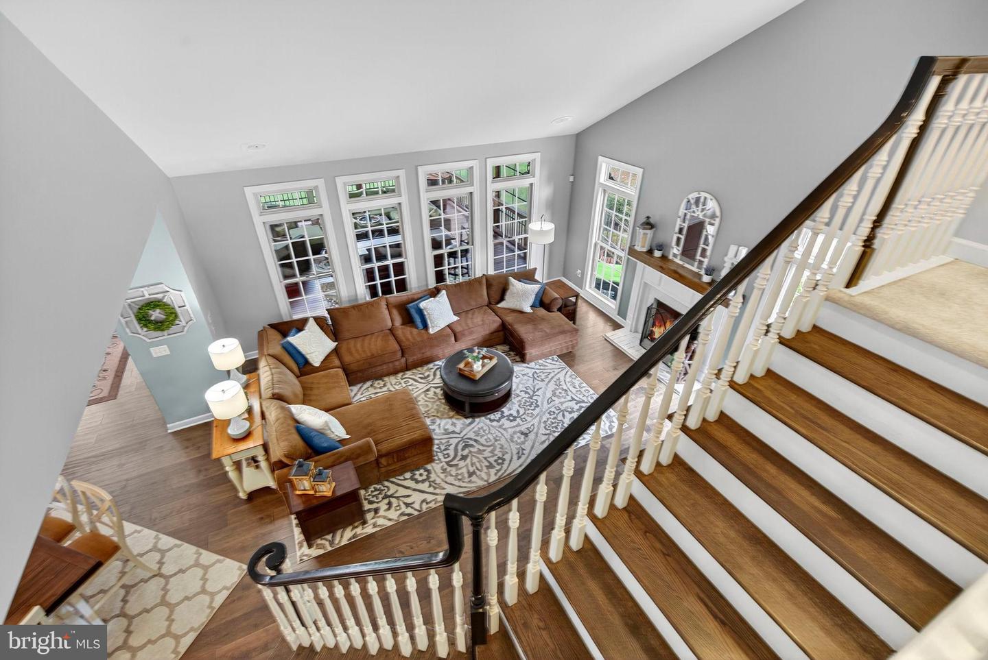 Aldie, Virginia, 20105, United States, 5 Bedrooms Bedrooms, ,5 BathroomsBathrooms,Residential,Active,2010541