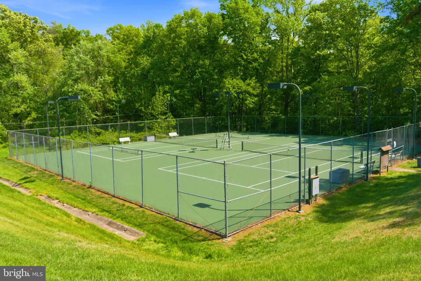Fairfax Station, Virginia, 22039, United States, 5 Bedrooms Bedrooms, ,5 BathroomsBathrooms,Residential,Pending,2045787