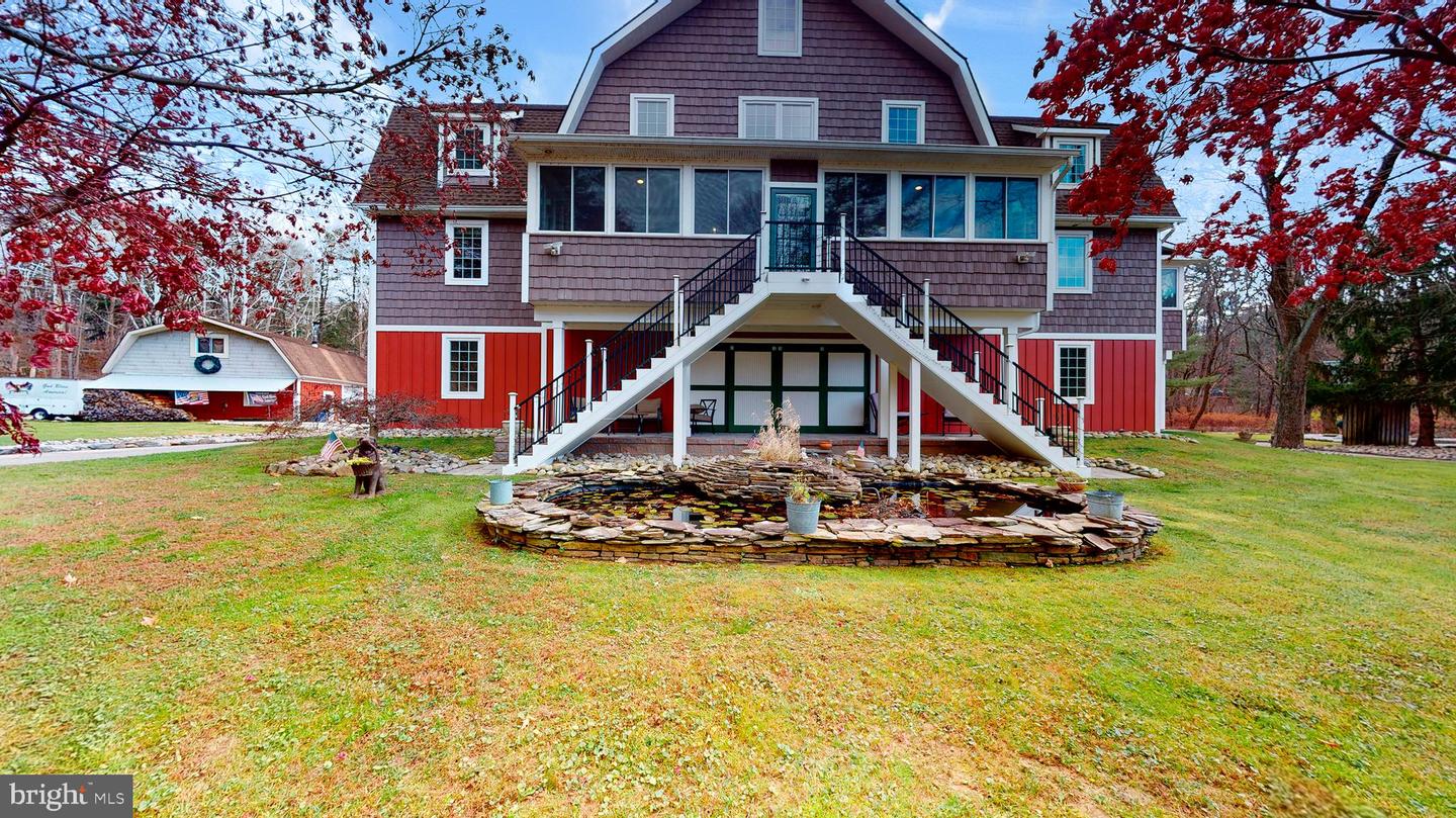 Broomall, Pennsylvania, 19008, United States, 6 Bedrooms Bedrooms, ,8 BathroomsBathrooms,Residential,Active,1738458