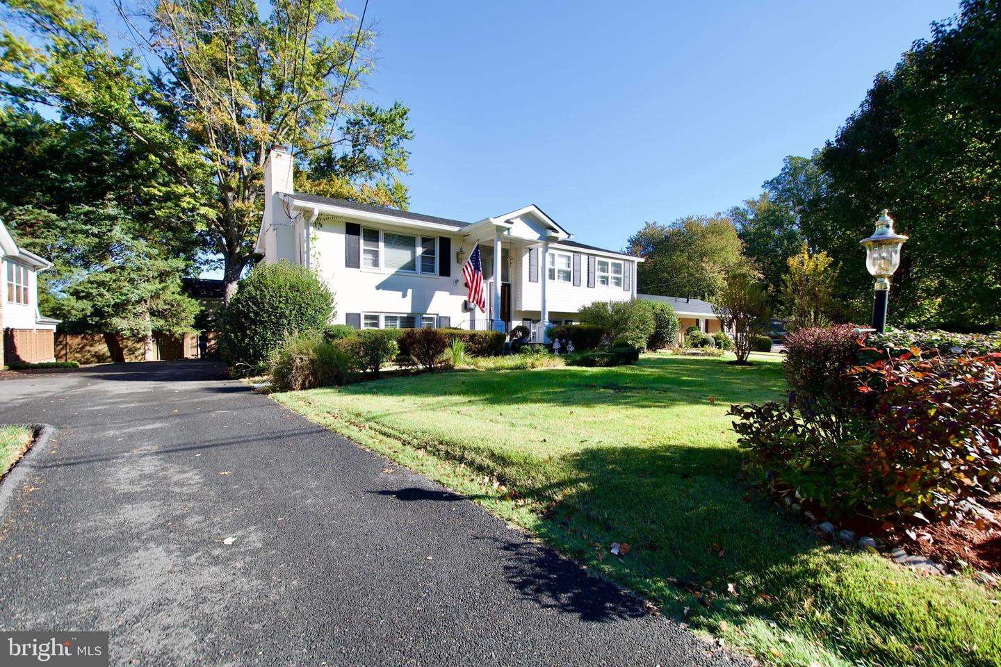 Annandale, Virginia, 22003, United States, 4 Bedrooms Bedrooms, ,3 BathroomsBathrooms,Residential,Active,1969677