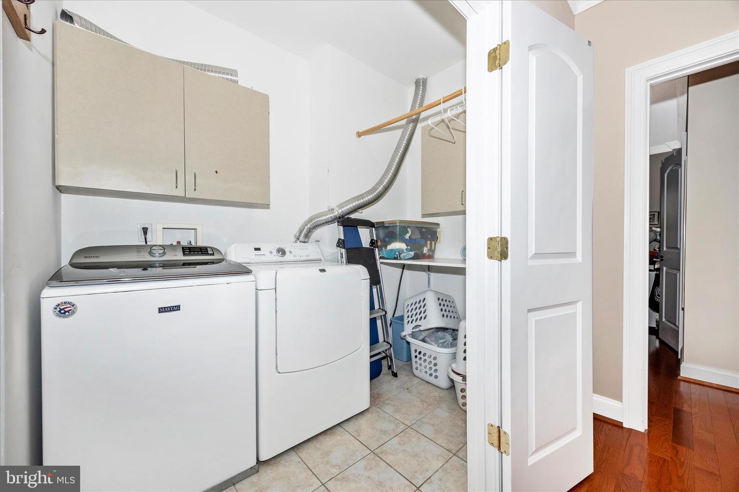 Kensington, Maryland, 20895, United States, 5 Bedrooms Bedrooms, ,5 BathroomsBathrooms,Residential,Active,2044984