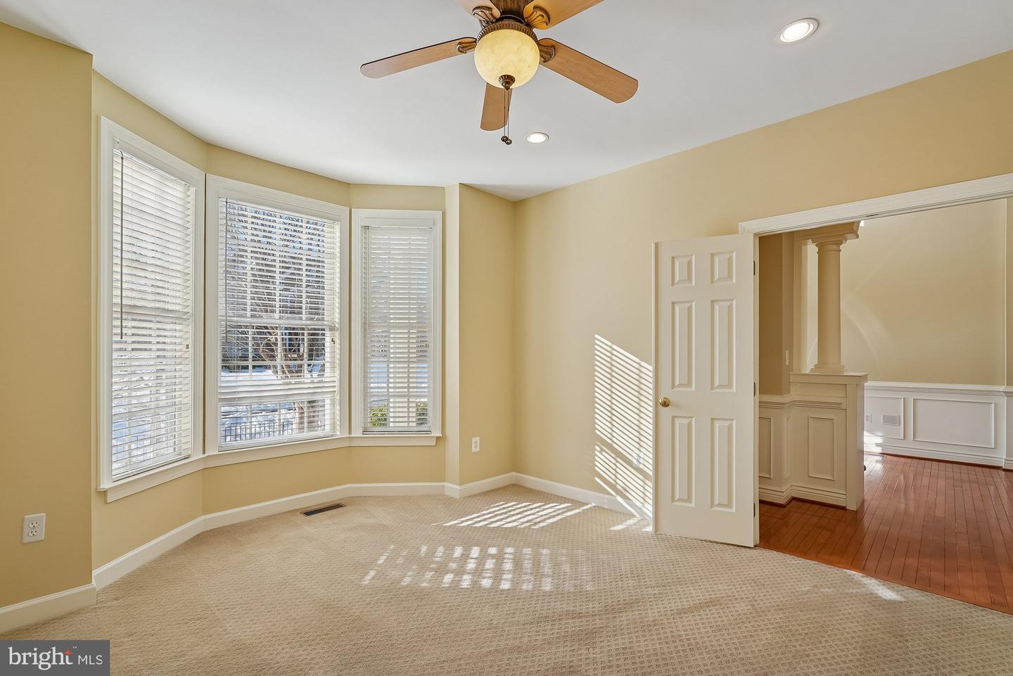 Chantilly, Virginia, 20152, United States, 4 Bedrooms Bedrooms, ,5 BathroomsBathrooms,Residential,Active,2015820