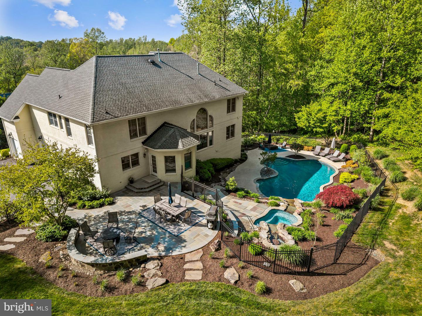 Ellicott City, Maryland, 21042, United States, 5 Bedrooms Bedrooms, ,5 BathroomsBathrooms,Residential,Active,2044187