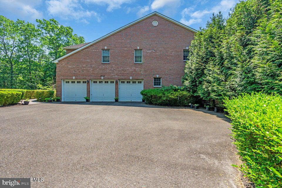 Jackson, New Jersey, 08527, United States, 5 Bedrooms Bedrooms, ,5 BathroomsBathrooms,Residential,Active,1863303