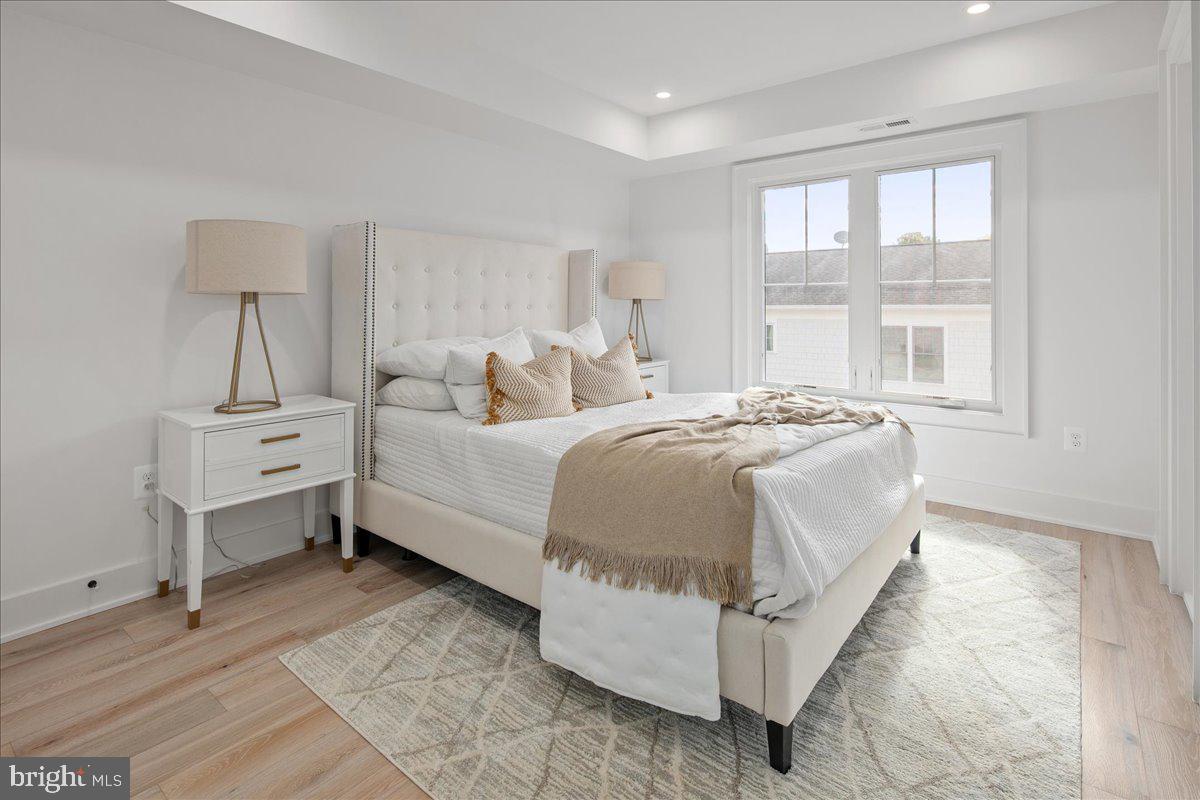 Arlington, Virginia, 22201, United States, 4 Bedrooms Bedrooms, ,5 BathroomsBathrooms,Residential,Active,1954022