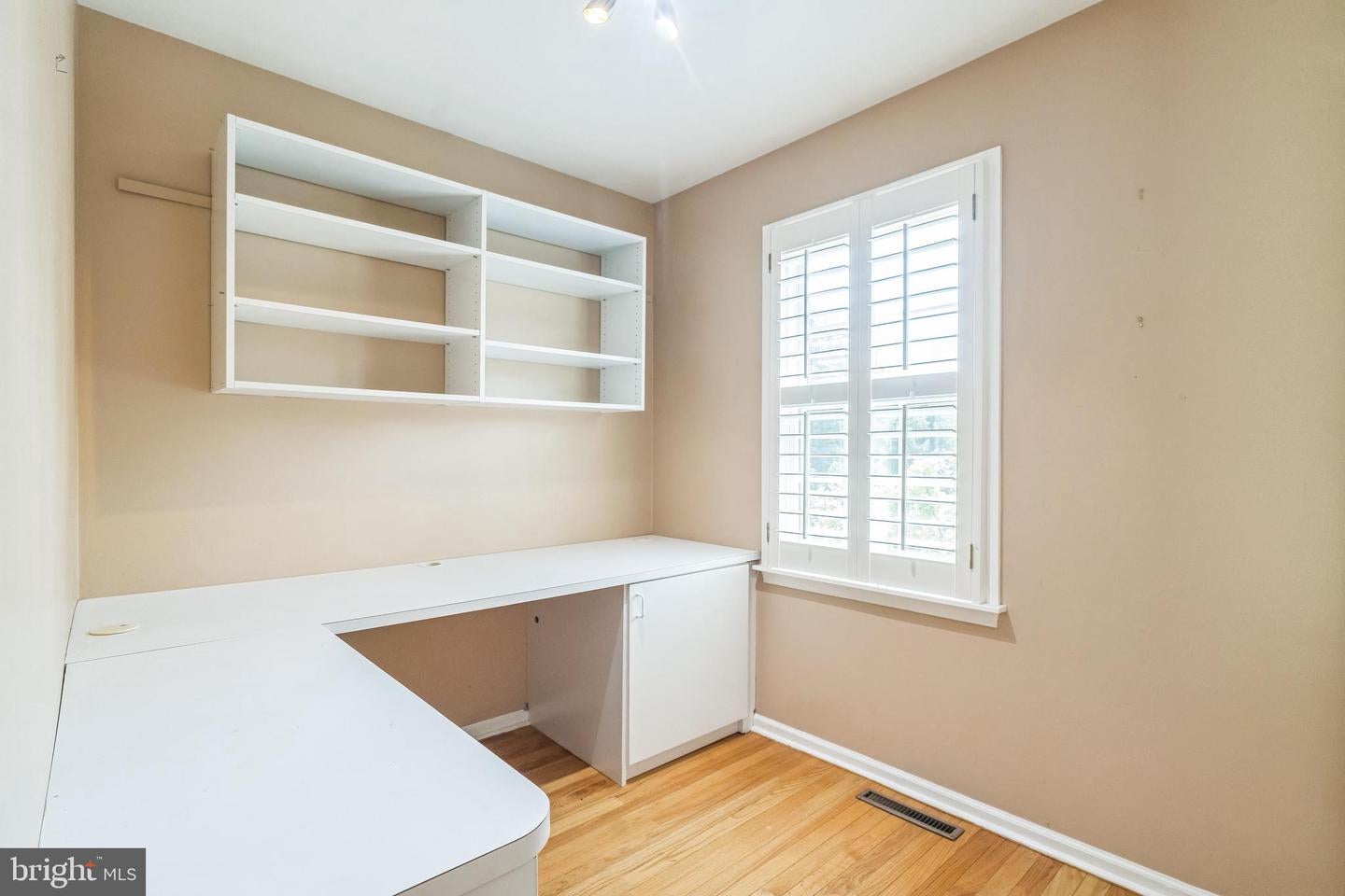 Wayne, Pennsylvania, 19087, United States, 4 Bedrooms Bedrooms, ,3 BathroomsBathrooms,Residential,Active,1904178
