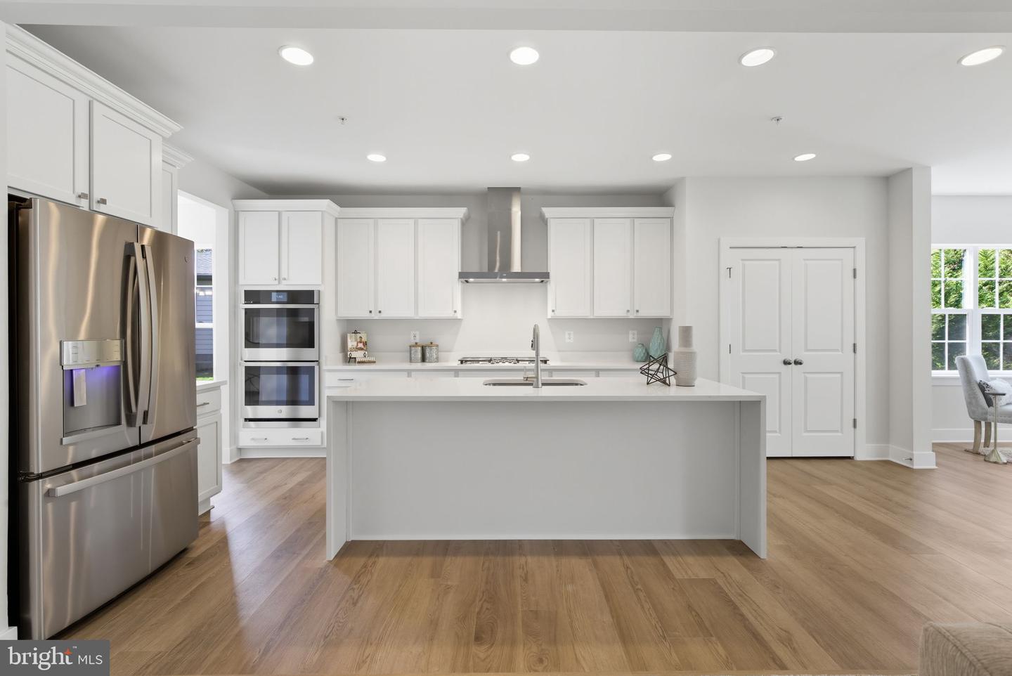 Washington Grove, Maryland, 20880, United States, 4 Bedrooms Bedrooms, ,4 BathroomsBathrooms,Residential,Active,1967308