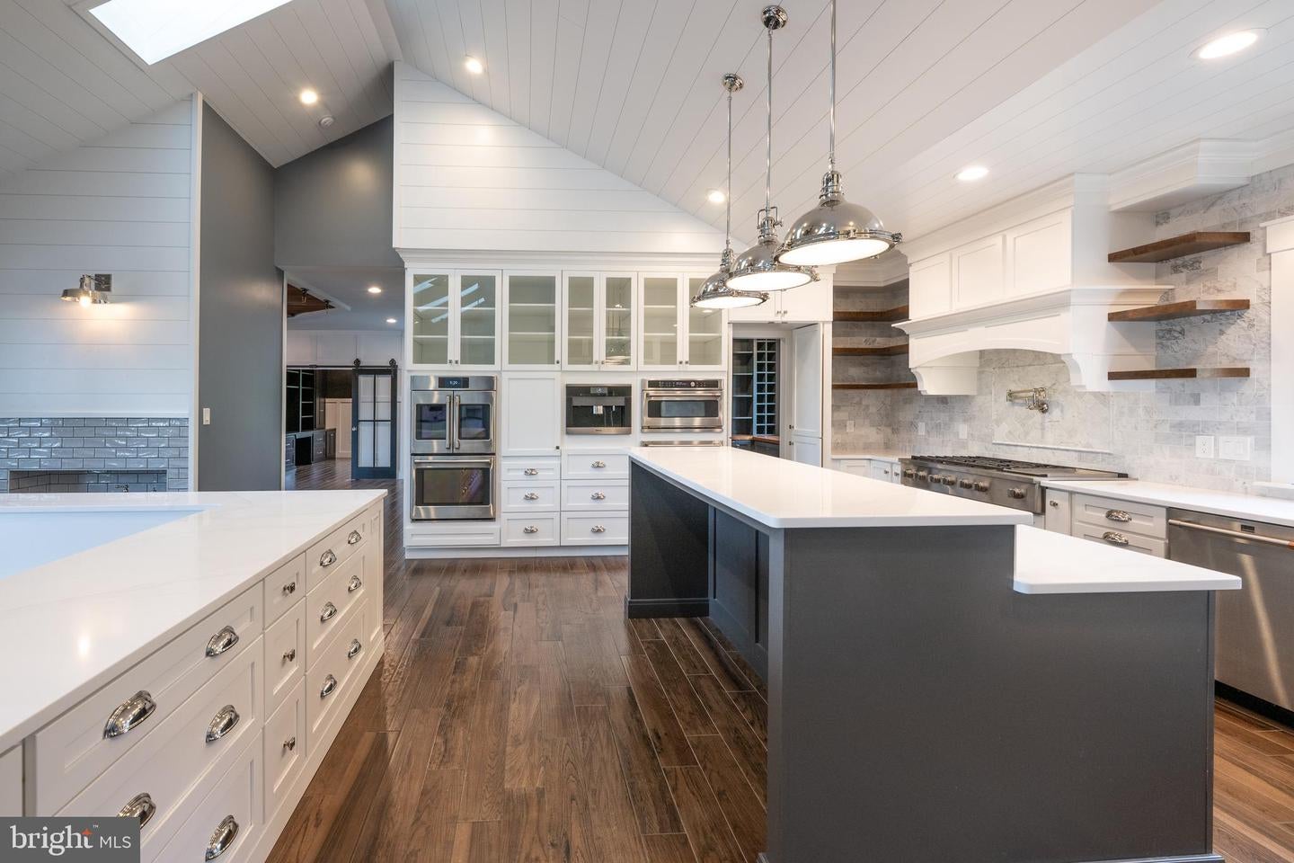 Kutztown, Pennsylvania, 19530, United States, 6 Bedrooms Bedrooms, ,5 BathroomsBathrooms,Residential,Active,1968418